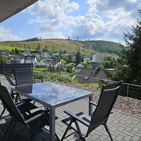 Stilvolle Wohnung Mit Blick Und Selbst-Check-In Bad Berleburg Exteriér fotografie