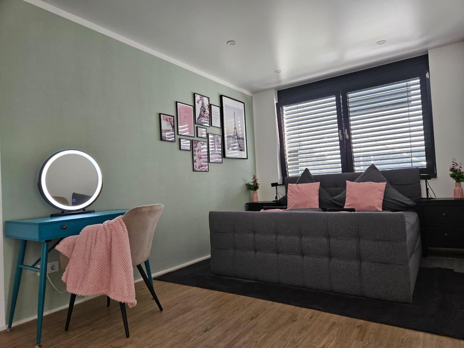 Stilvolle Wohnung Mit Blick Und Selbst-Check-In Bad Berleburg Exteriér fotografie